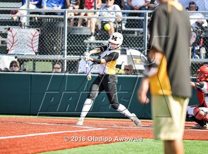 Thumbnail 2 in West vs. Malakoff (UIL Class 3A Region III Final) photogallery.