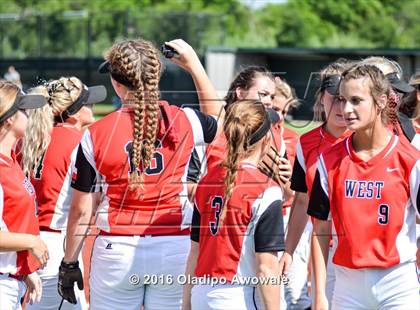 Thumbnail 3 in West vs. Malakoff (UIL Class 3A Region III Final) photogallery.