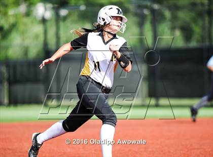 Thumbnail 3 in West vs. Malakoff (UIL Class 3A Region III Final) photogallery.