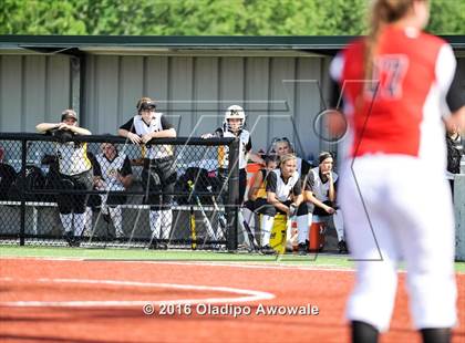 Thumbnail 1 in West vs. Malakoff (UIL Class 3A Region III Final) photogallery.