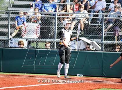 Thumbnail 1 in West vs. Malakoff (UIL Class 3A Region III Final) photogallery.