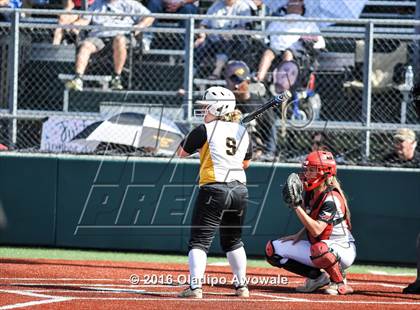 Thumbnail 2 in West vs. Malakoff (UIL Class 3A Region III Final) photogallery.