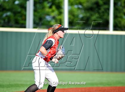 Thumbnail 3 in West vs. Malakoff (UIL Class 3A Region III Final) photogallery.