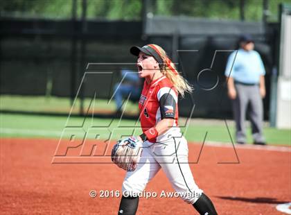 Thumbnail 1 in West vs. Malakoff (UIL Class 3A Region III Final) photogallery.