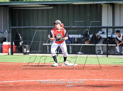 Thumbnail 1 in West vs. Malakoff (UIL Class 3A Region III Final) photogallery.