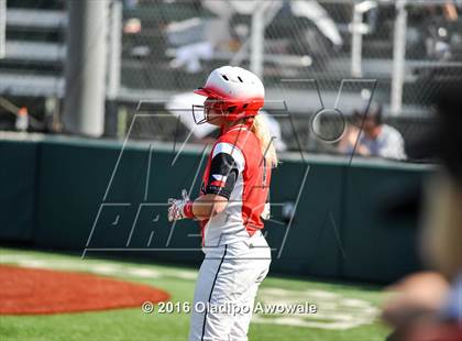 Thumbnail 1 in West vs. Malakoff (UIL Class 3A Region III Final) photogallery.