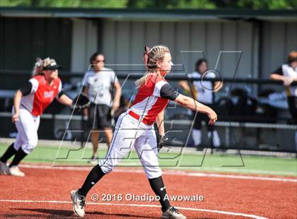 Thumbnail 1 in West vs. Malakoff (UIL Class 3A Region III Final) photogallery.