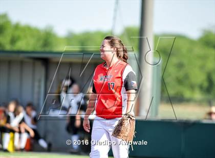 Thumbnail 1 in West vs. Malakoff (UIL Class 3A Region III Final) photogallery.