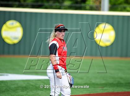 Thumbnail 2 in West vs. Malakoff (UIL Class 3A Region III Final) photogallery.