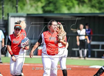 Thumbnail 2 in West vs. Malakoff (UIL Class 3A Region III Final) photogallery.