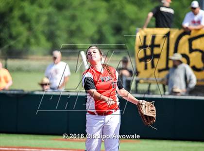 Thumbnail 3 in West vs. Malakoff (UIL Class 3A Region III Final) photogallery.