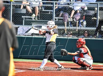 Thumbnail 1 in West vs. Malakoff (UIL Class 3A Region III Final) photogallery.