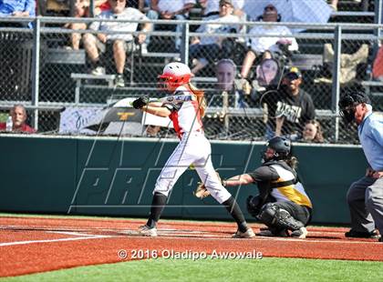 Thumbnail 2 in West vs. Malakoff (UIL Class 3A Region III Final) photogallery.