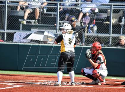 Thumbnail 1 in West vs. Malakoff (UIL Class 3A Region III Final) photogallery.