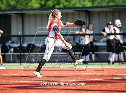Thumbnail 2 in West vs. Malakoff (UIL Class 3A Region III Final) photogallery.