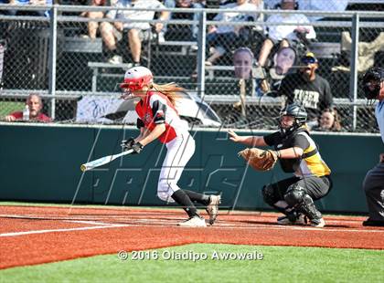 Thumbnail 1 in West vs. Malakoff (UIL Class 3A Region III Final) photogallery.