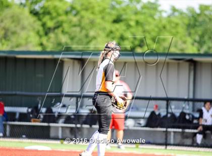 Thumbnail 1 in West vs. Malakoff (UIL Class 3A Region III Final) photogallery.