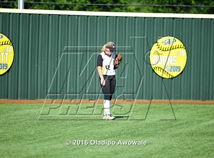 Thumbnail 1 in West vs. Malakoff (UIL Class 3A Region III Final) photogallery.