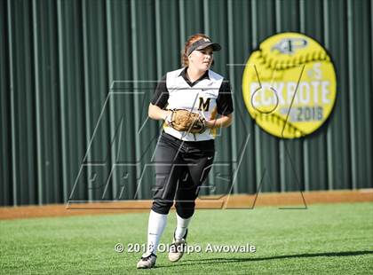 Thumbnail 2 in West vs. Malakoff (UIL Class 3A Region III Final) photogallery.