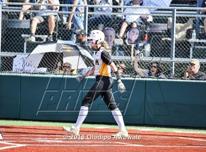 Thumbnail 3 in West vs. Malakoff (UIL Class 3A Region III Final) photogallery.