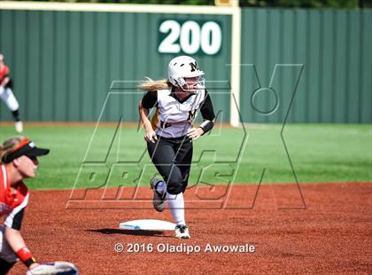 Thumbnail 1 in West vs. Malakoff (UIL Class 3A Region III Final) photogallery.