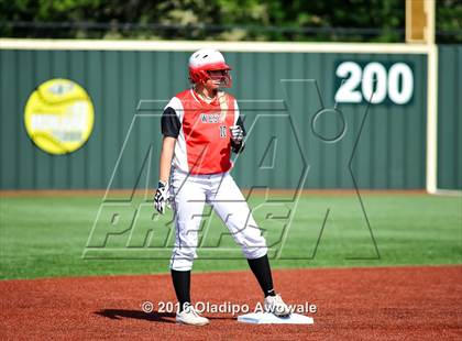 Thumbnail 3 in West vs. Malakoff (UIL Class 3A Region III Final) photogallery.