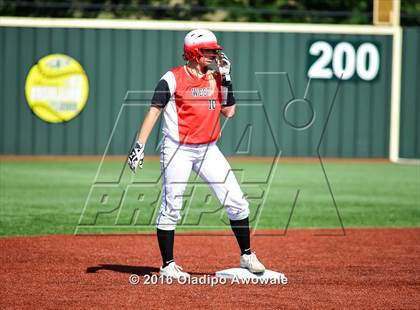 Thumbnail 2 in West vs. Malakoff (UIL Class 3A Region III Final) photogallery.