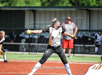Thumbnail 3 in West vs. Malakoff (UIL Class 3A Region III Final) photogallery.
