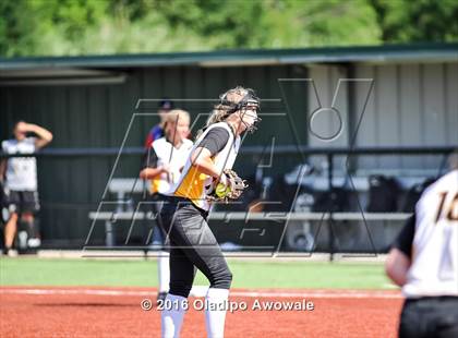 Thumbnail 1 in West vs. Malakoff (UIL Class 3A Region III Final) photogallery.