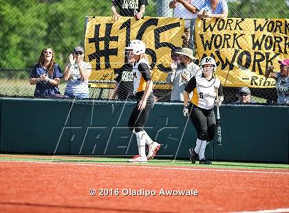 Thumbnail 3 in West vs. Malakoff (UIL Class 3A Region III Final) photogallery.