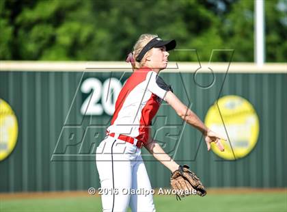 Thumbnail 1 in West vs. Malakoff (UIL Class 3A Region III Final) photogallery.