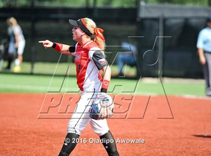 Thumbnail 2 in West vs. Malakoff (UIL Class 3A Region III Final) photogallery.