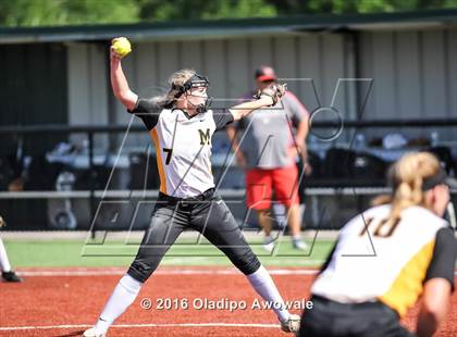 Thumbnail 2 in West vs. Malakoff (UIL Class 3A Region III Final) photogallery.