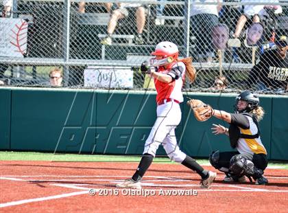 Thumbnail 2 in West vs. Malakoff (UIL Class 3A Region III Final) photogallery.