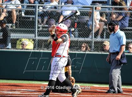 Thumbnail 1 in West vs. Malakoff (UIL Class 3A Region III Final) photogallery.
