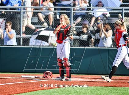 Thumbnail 1 in West vs. Malakoff (UIL Class 3A Region III Final) photogallery.