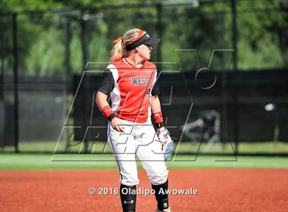 Thumbnail 2 in West vs. Malakoff (UIL Class 3A Region III Final) photogallery.