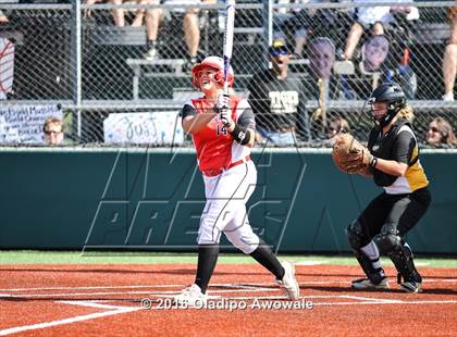 Thumbnail 2 in West vs. Malakoff (UIL Class 3A Region III Final) photogallery.