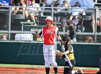 Thumbnail 1 in West vs. Malakoff (UIL Class 3A Region III Final) photogallery.
