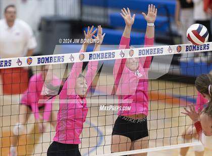 Thumbnail 3 in Heyworth vs. Argenta-Oreana (IHSA 1A Regional Semifinal) photogallery.