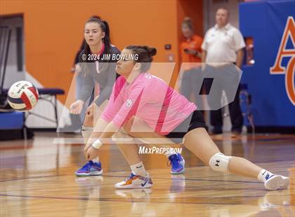 Thumbnail 1 in Heyworth vs. Argenta-Oreana (IHSA 1A Regional Semifinal) photogallery.