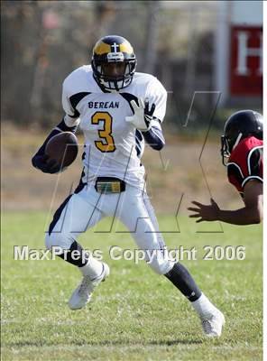 Thumbnail 1 in Berean Christian @ Salesian photogallery.