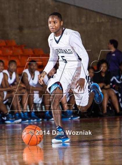 Thumbnail 3 in Dallas HSAA Blue vs. Wyatt (DFW Basketball Challenge) photogallery.