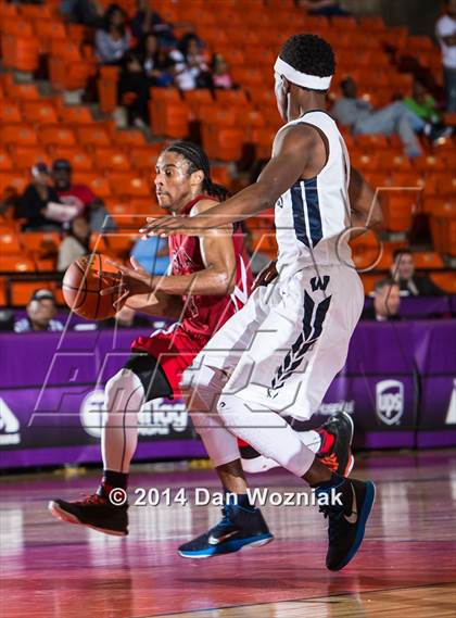 Thumbnail 2 in Dallas HSAA Blue vs. Wyatt (DFW Basketball Challenge) photogallery.