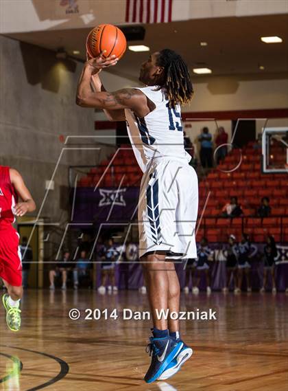 Thumbnail 2 in Dallas HSAA Blue vs. Wyatt (DFW Basketball Challenge) photogallery.