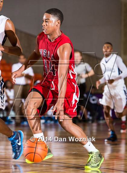 Thumbnail 2 in Dallas HSAA Blue vs. Wyatt (DFW Basketball Challenge) photogallery.