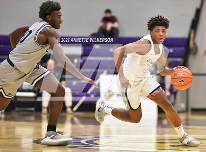 Thumbnail 1 in La Lumiere vs. Calvary Christian Academy (Montverde Academy Invitational Tournament) photogallery.