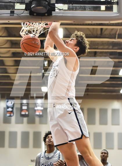 Thumbnail 1 in La Lumiere vs. Calvary Christian Academy (Montverde Academy Invitational Tournament) photogallery.
