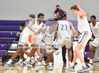 Thumbnail 2 in La Lumiere vs. Calvary Christian Academy (Montverde Academy Invitational Tournament) photogallery.