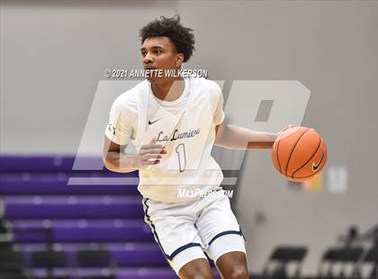 Thumbnail 2 in La Lumiere vs. Calvary Christian Academy (Montverde Academy Invitational Tournament) photogallery.